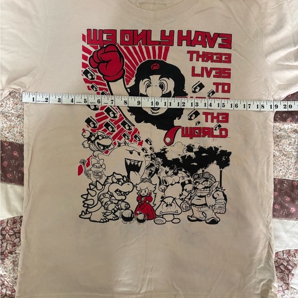 Super Mario Tan Graphic T-Shirt - Picture 4 of 4